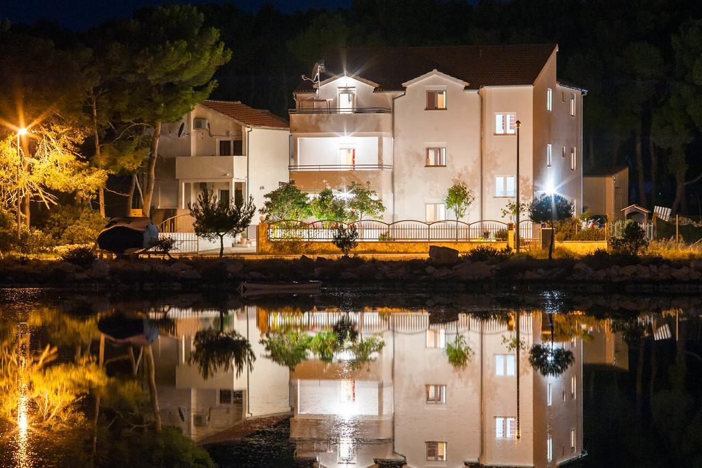 Apartments Maras Šibenik Eksteriør billede